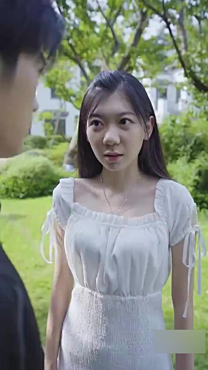087