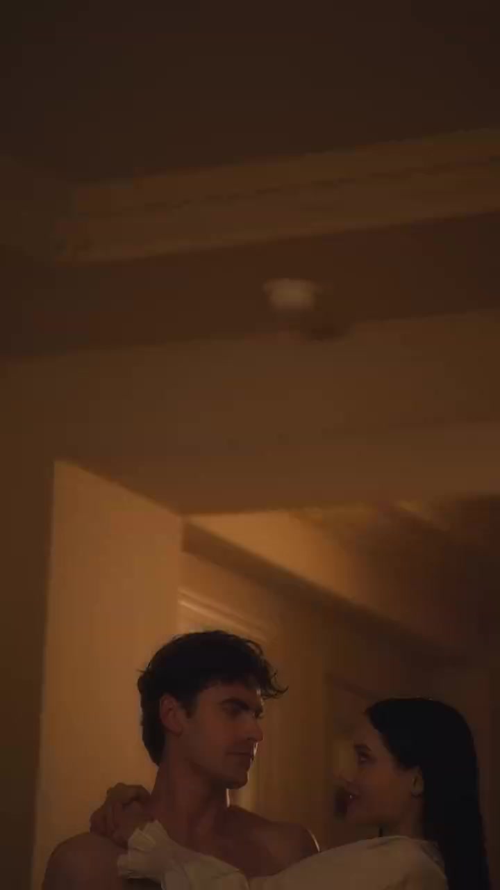 049