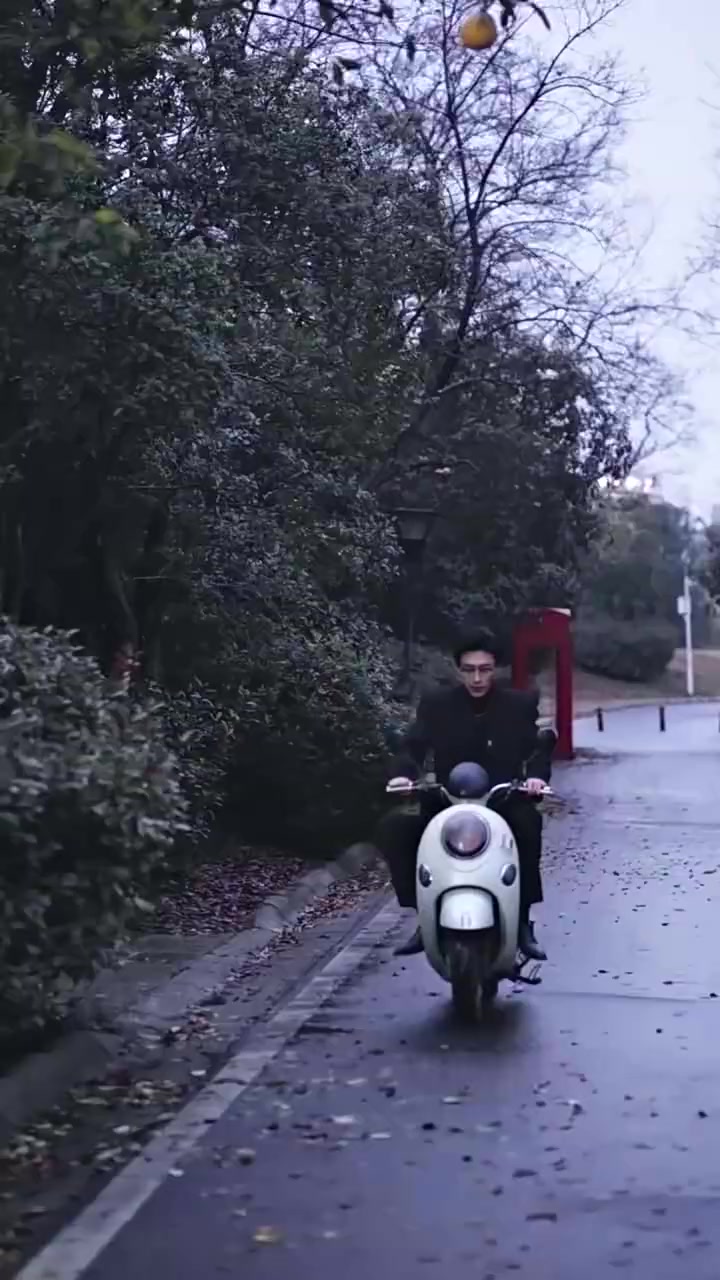 005