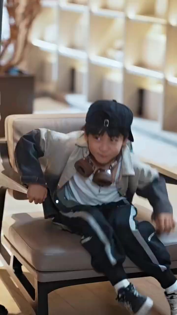 031