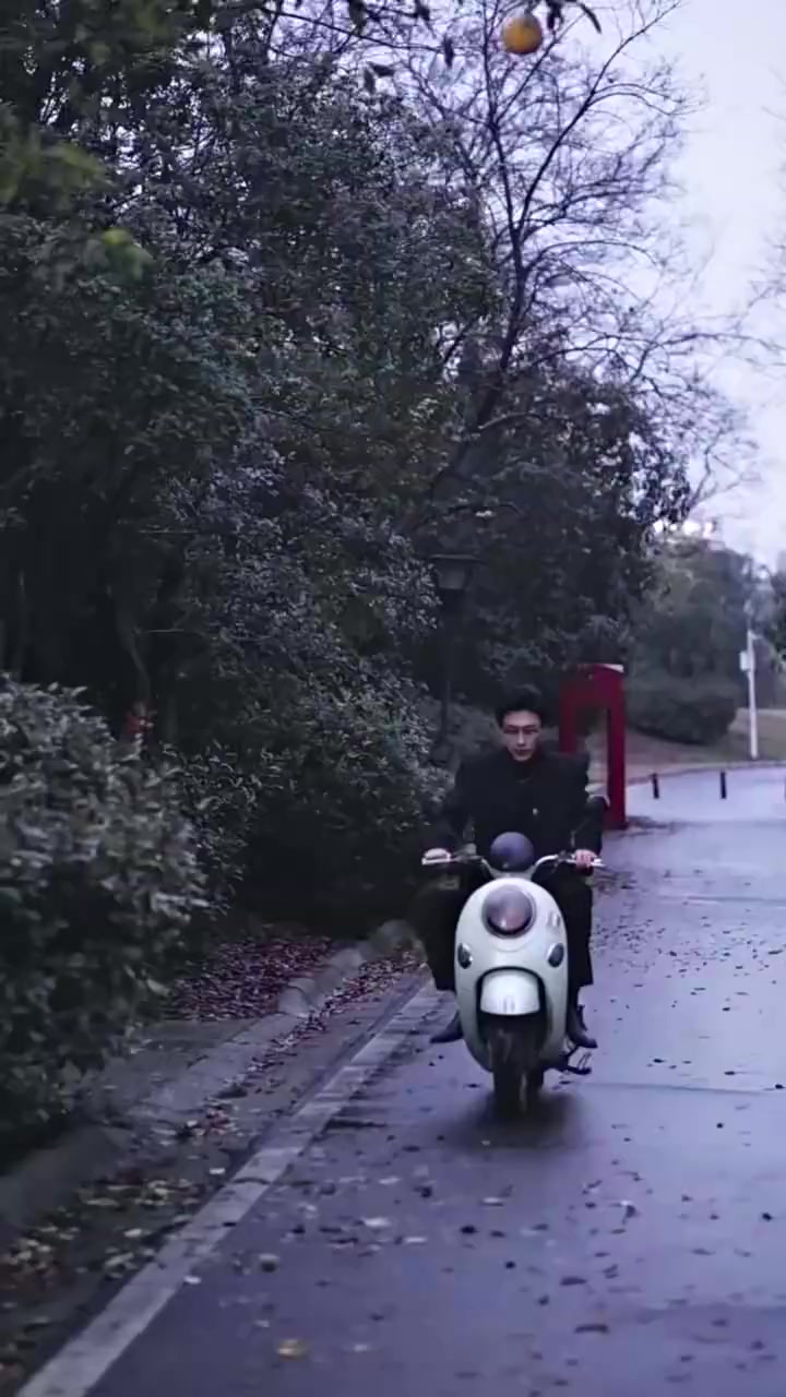 005