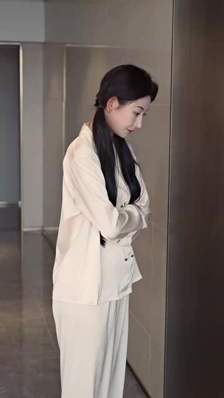 011
