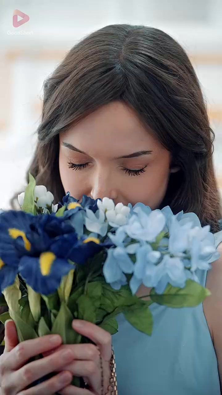 044