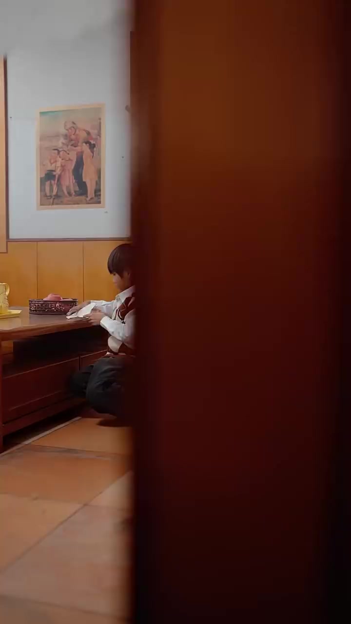 005