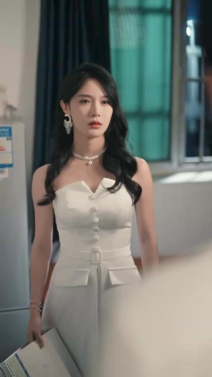 To Leave, To Love, To Live Episode Drama Playlet Online