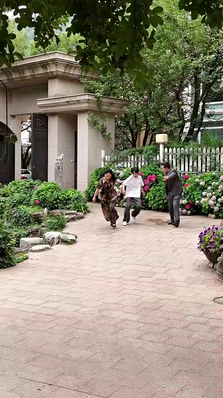 013
