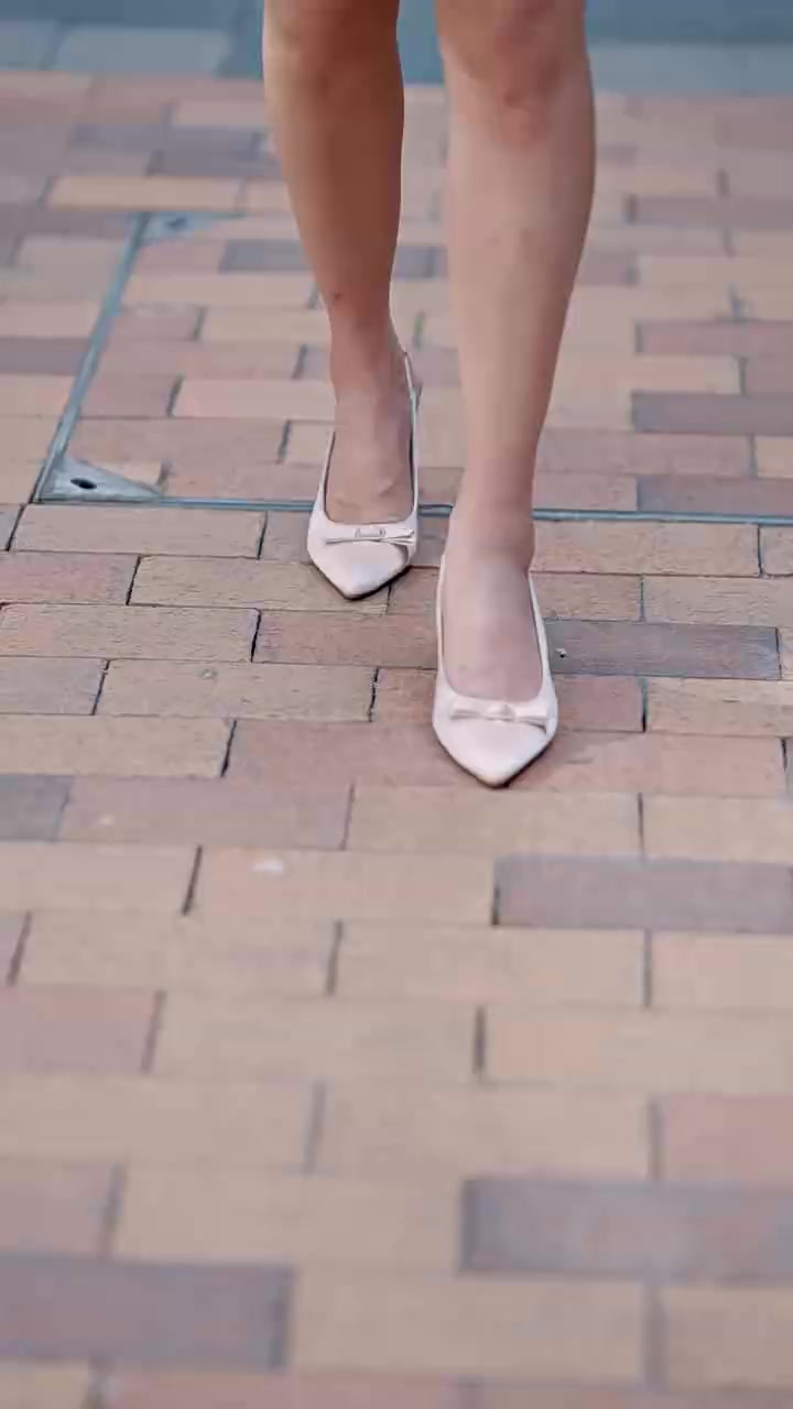037