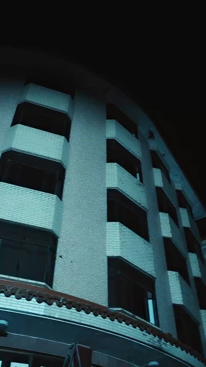 018