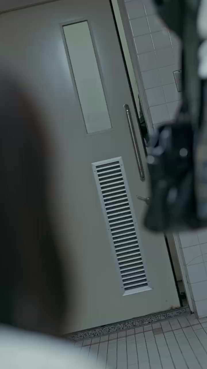 054