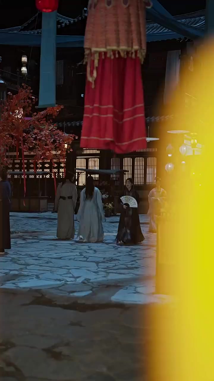 052