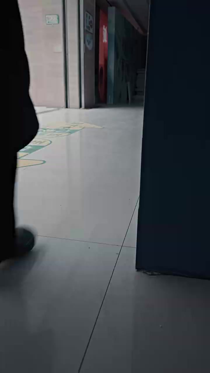 046