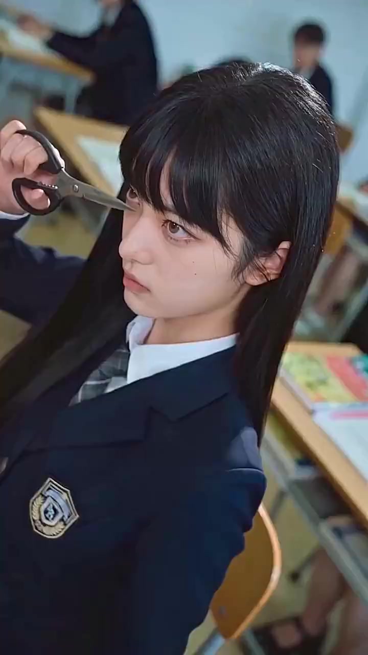 005