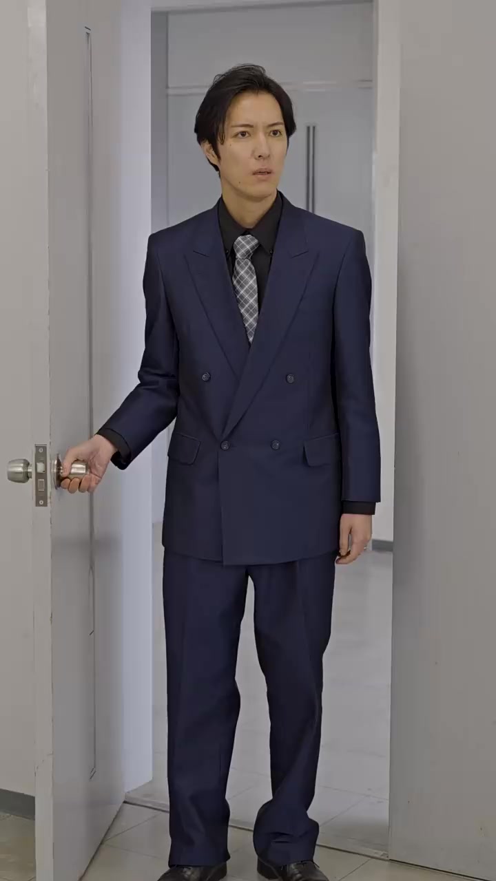 005