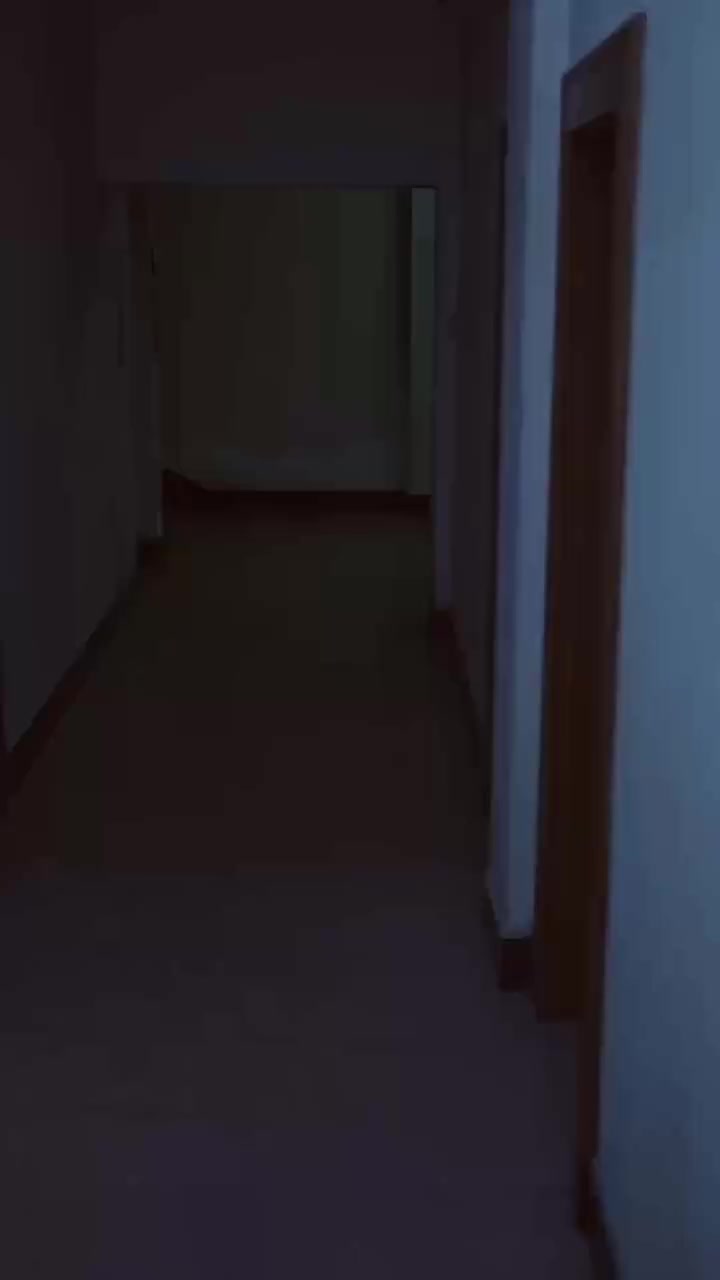 044